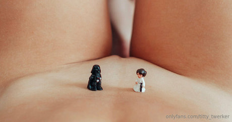 titty twerker free star pics