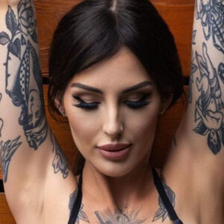 Paige Amaze model beautiful image
