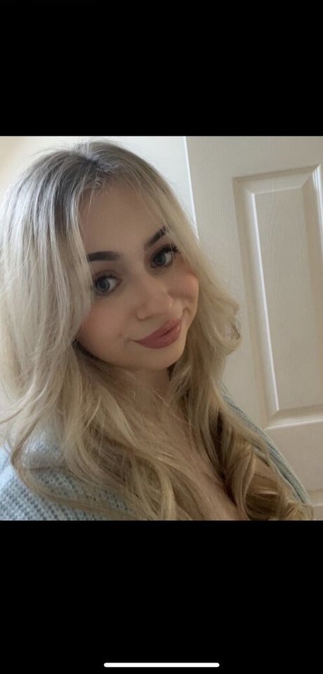 wet onlyfans erotic photos