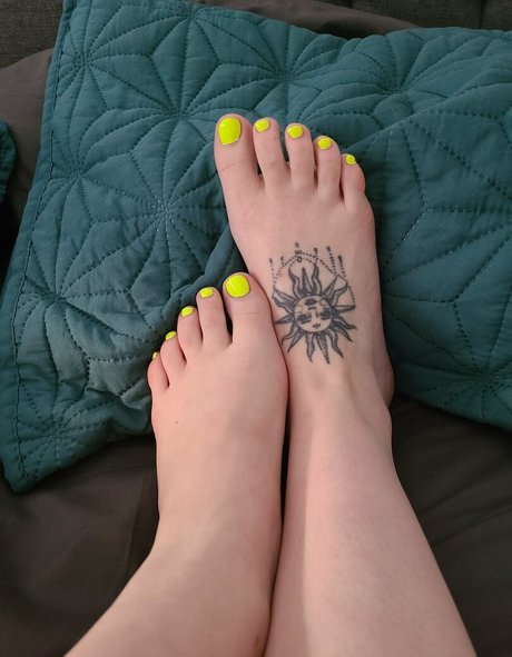 shemale handjob onlyfans beautiful naked pics