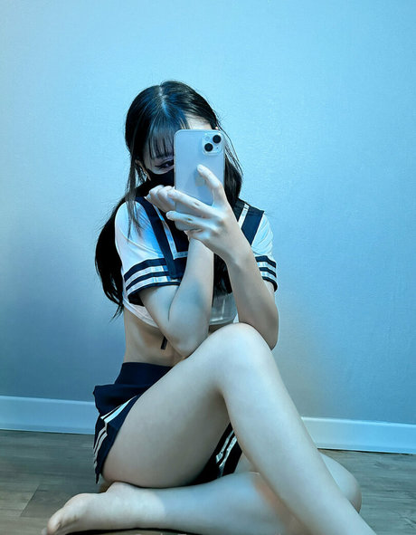 katelovemate pornographic model pic