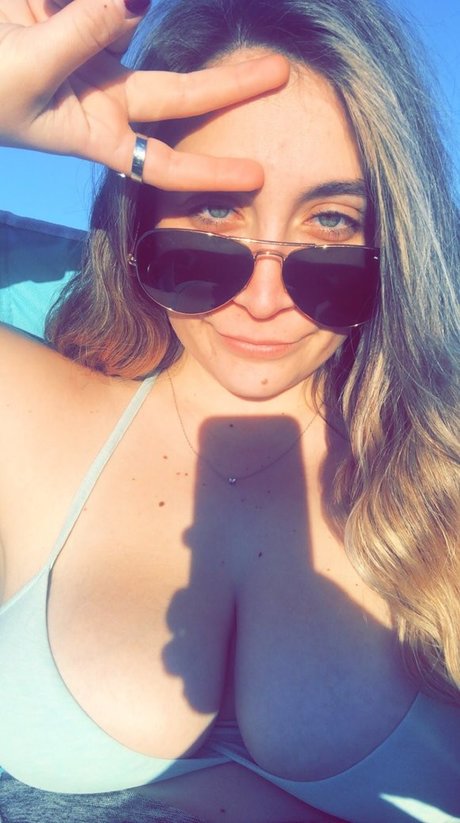 milfweeed hot model photos