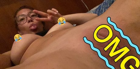 Kimkah star sex pictures