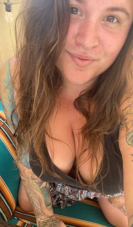 HandfulHeather model nude archive