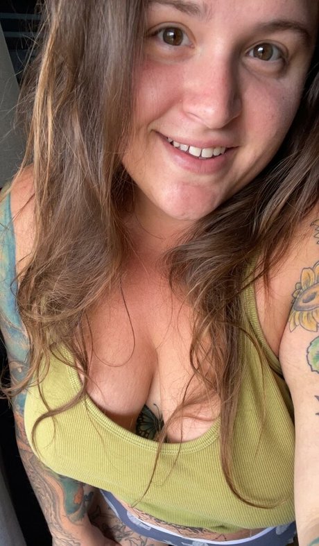 HandfulHeather porn star photos