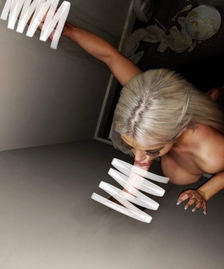 open legs onlyfans exclusive archive