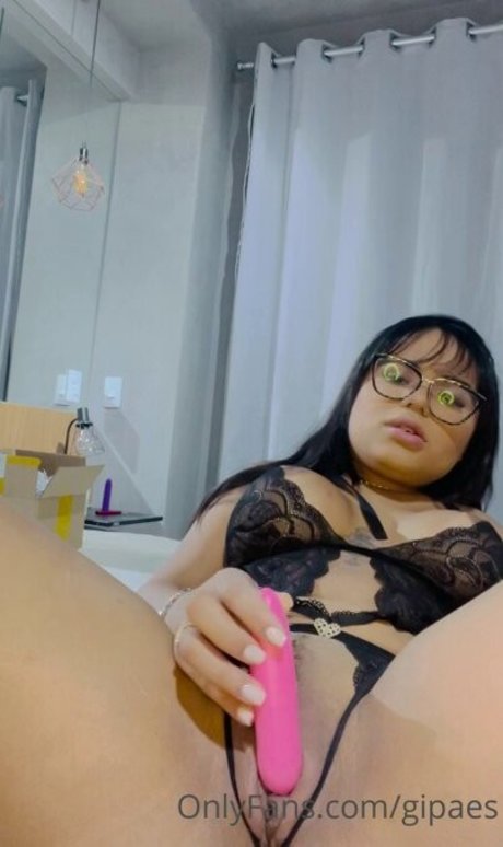 Giovanna Paes model sexy archive