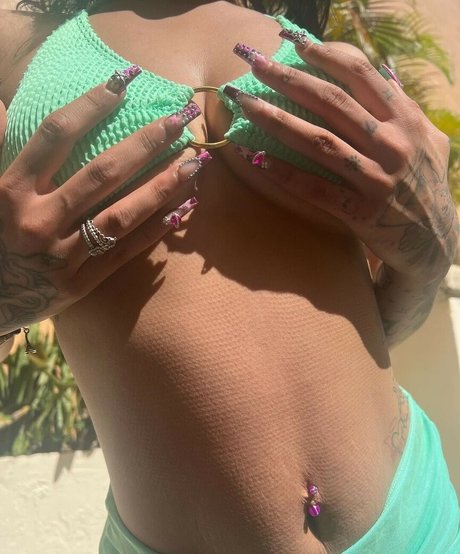 venusss ssss hot pornstar photos