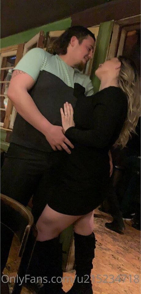 thickmommarie star top picture