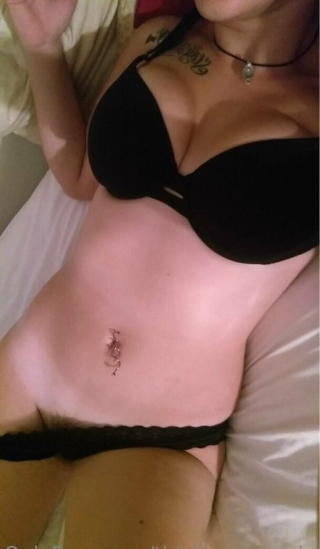 thickmommarie naked pornstar images