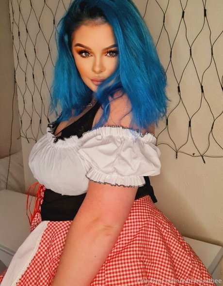 blonde midget onlyfans beautiful images