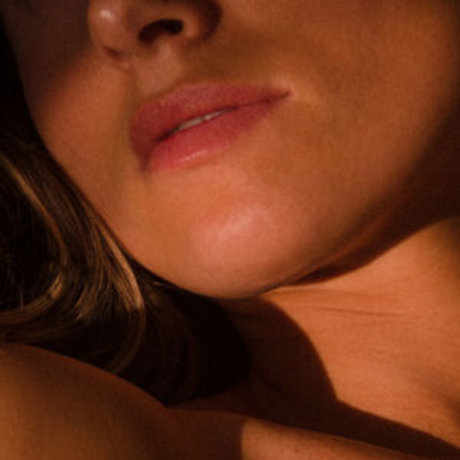 Miacbell pornstar hot img