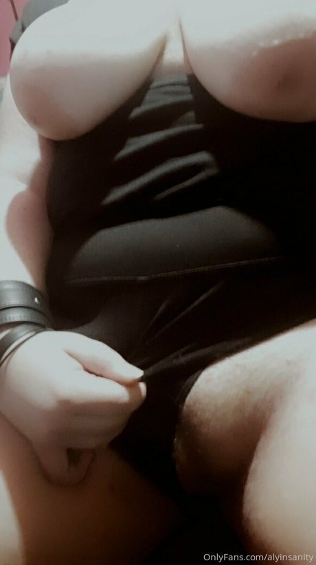 amy insanity model erotic pictures