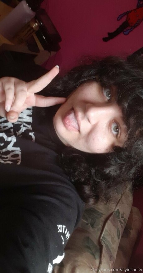 amy insanity top actress gallery