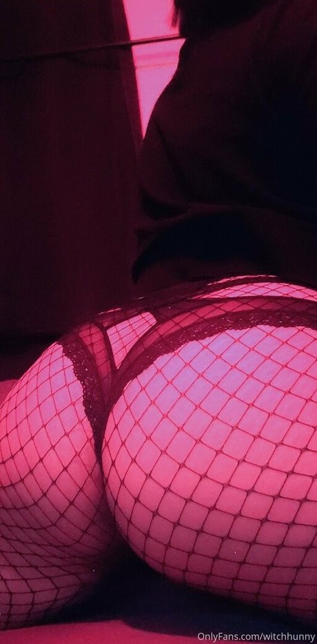 witchhunny pornstar hot photo