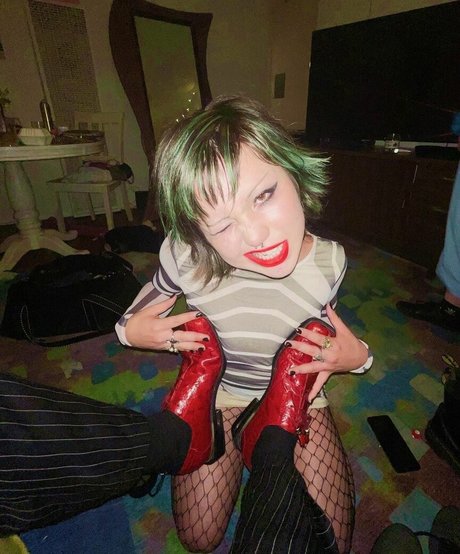 Paris Sun hd star photo