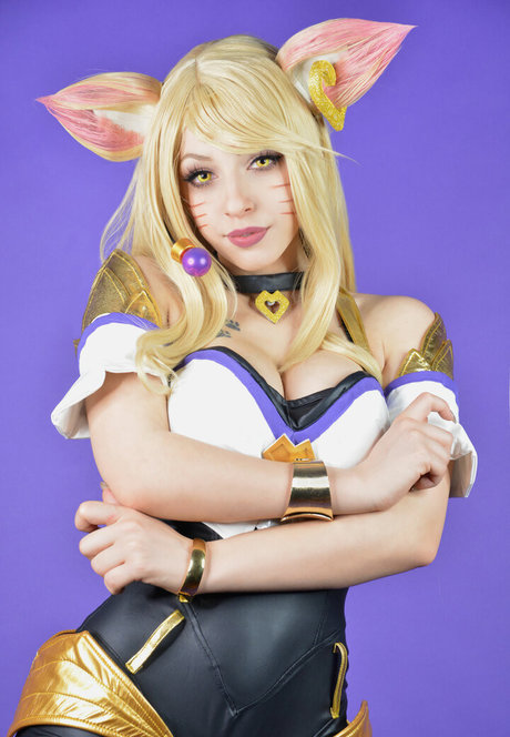 Aoy Queen perfect model photo