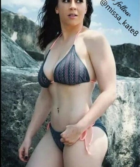 Molly Nova xxx actress img