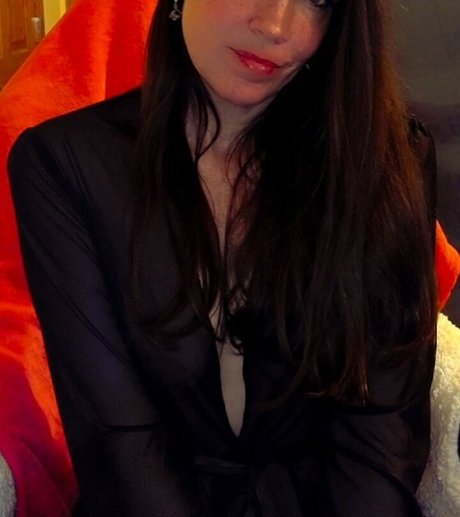 Molly Nova exclusive star picture