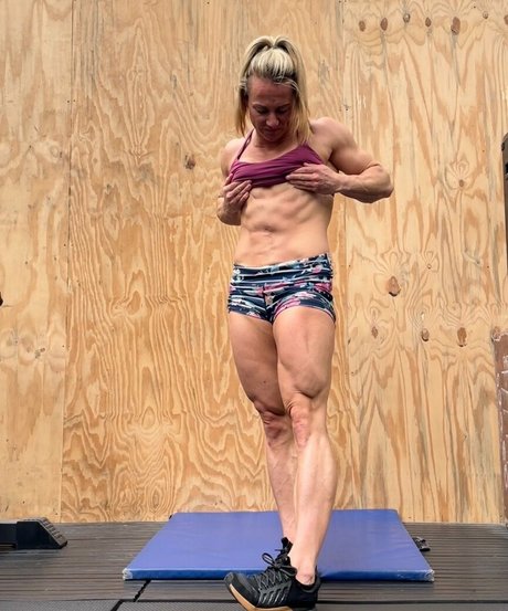 musclegirl31 nice star archive