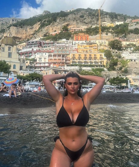 Bec Danaher pretty pornstar img