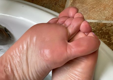 big ass milf onlyfans naked image