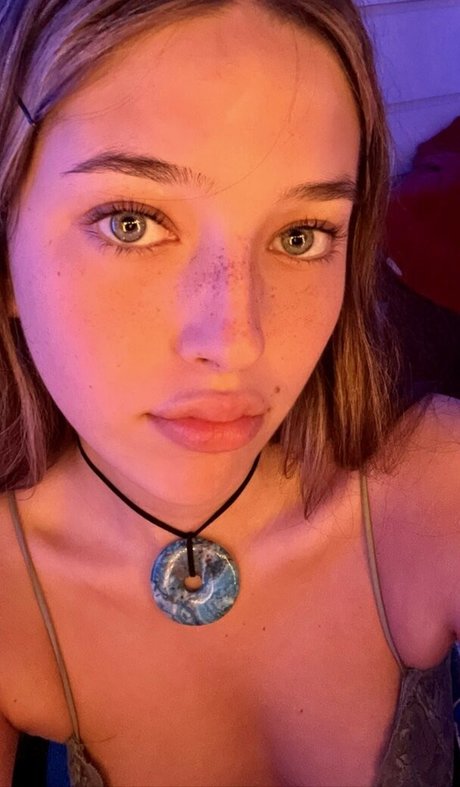 Sophia Haggerty model art pics