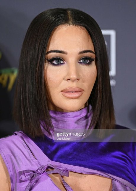 Tulisa Contostavlos model xxx galleries
