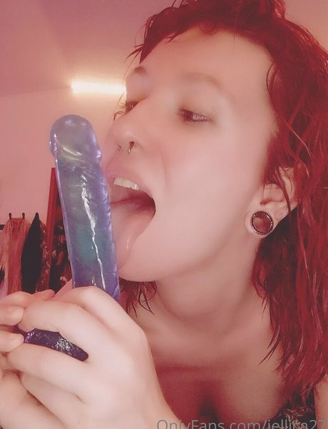 college onlyfans nude image