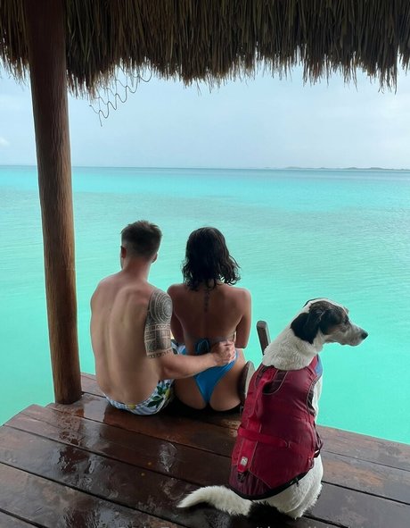 thewildwithyou model naked pics