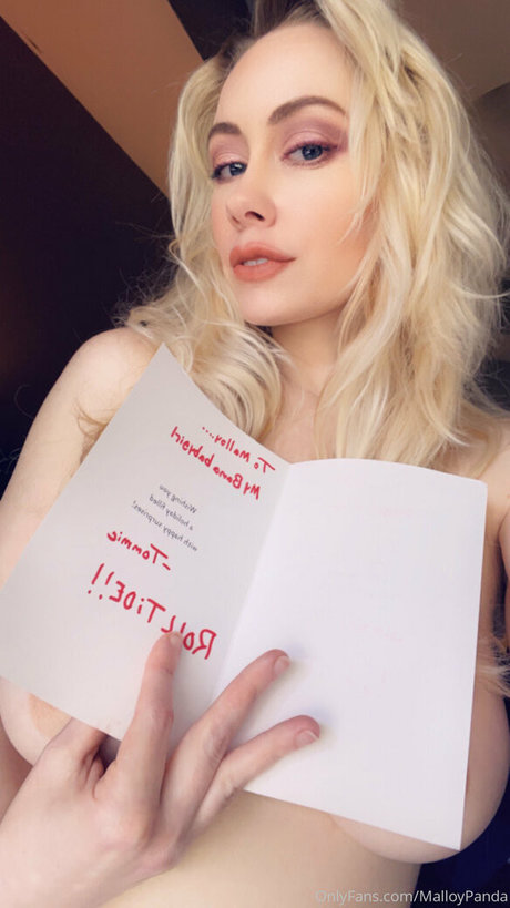 malloypanda star nudes images