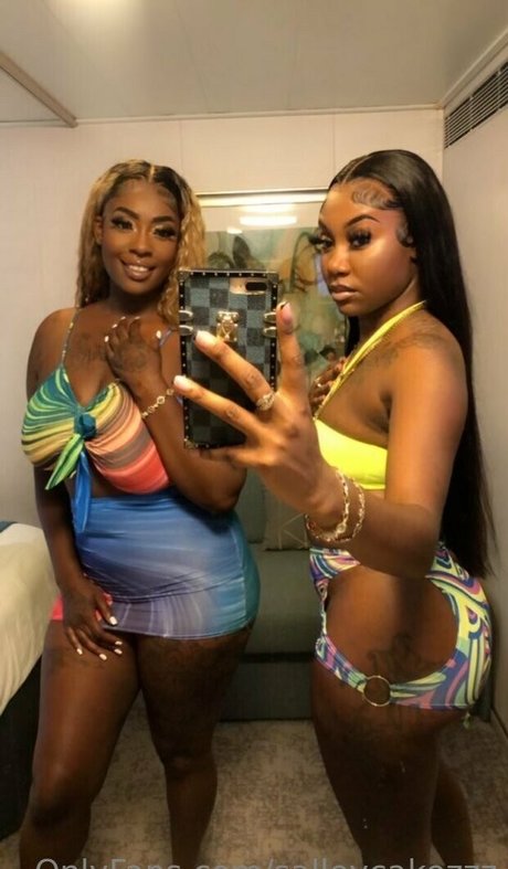 salleycakezzz model beautiful photos