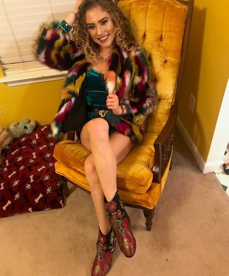 Kendall Ripetta nudes actress pics