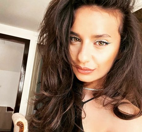 baby meryy93 sexy pornstar picture
