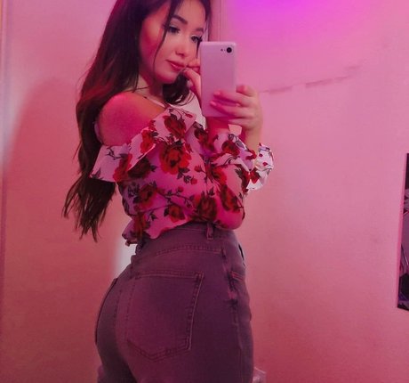 JenaUrf model porn image