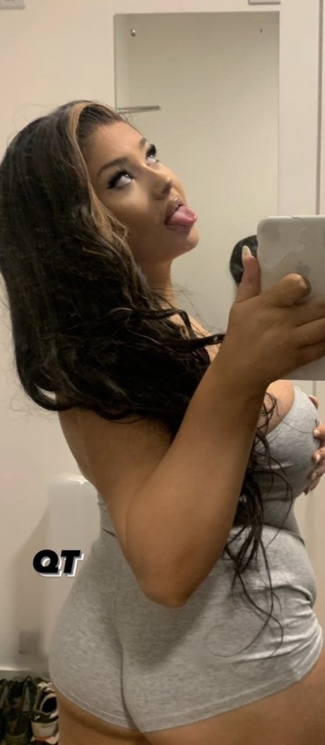 Erin Brock profile pic