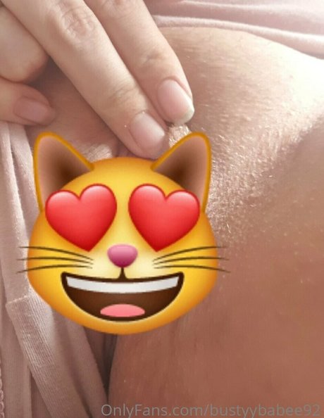 bustyybabee92 model perfect pic