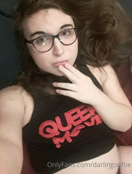 darlingsoftie naked pornstar pic