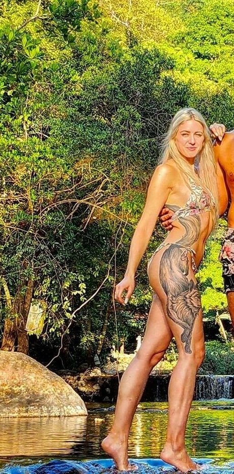 Farbenfuchs hd model pictures