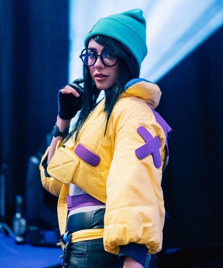 Farbenfuchs star adult galleries