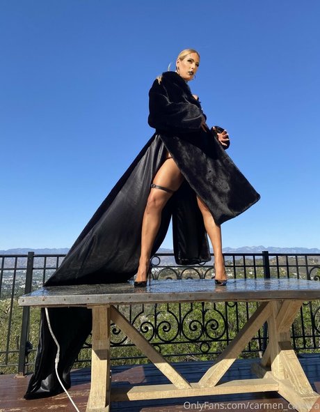 Carmen Carrera model naked images