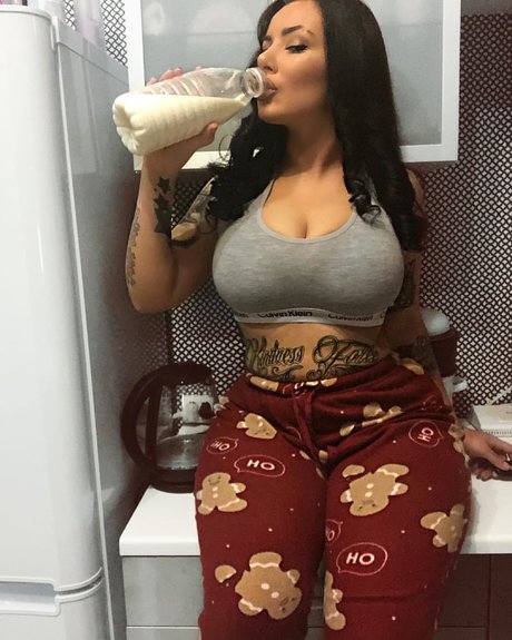 blonde famous onlyfans nudes images