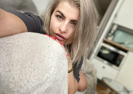 frottage onlyfans porn image
