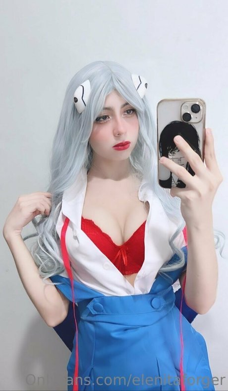 Elain3uwu star erotic photo