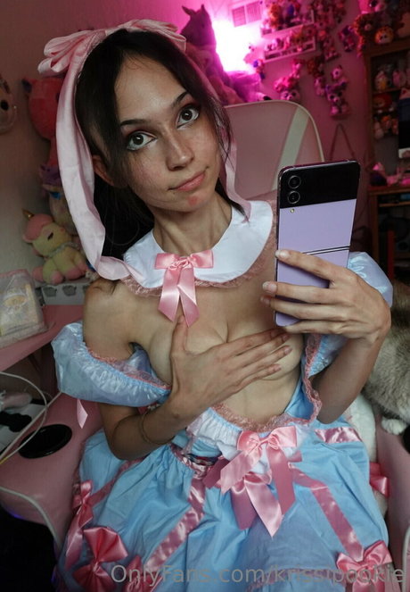 Krissi Pookie nudes actress image