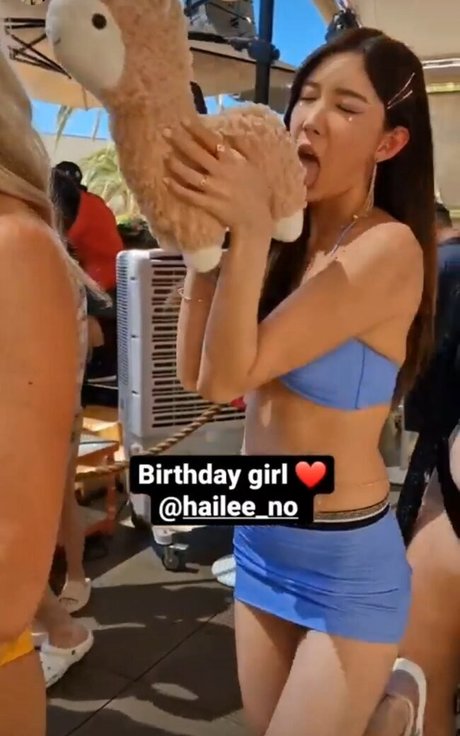 very skinny onlyfans sexy picture