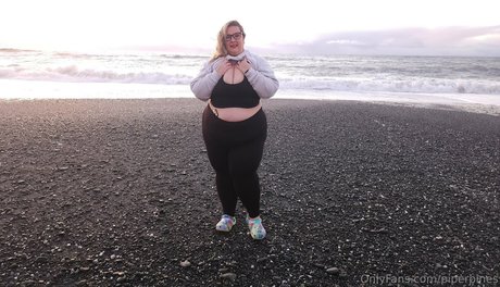 piperpines star nudes img