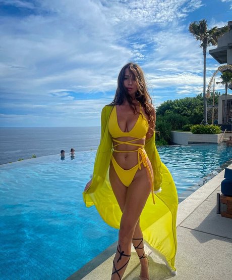 Iulia Girbu pornstar perfect images