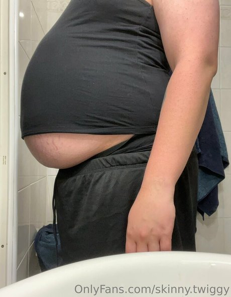 skinny twiggy porn actress photos