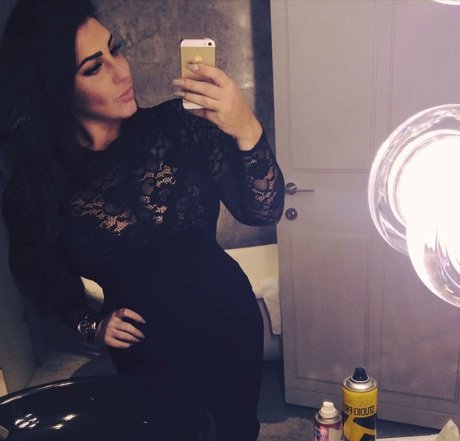 bald pussy onlyfans art nude gallery